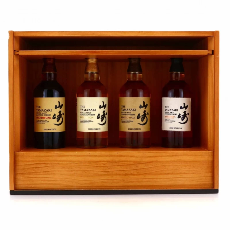 山崎yamazaki whiskey2022年限量版「職魂之作」套組 (含木座) 700ml*4：圖片 2