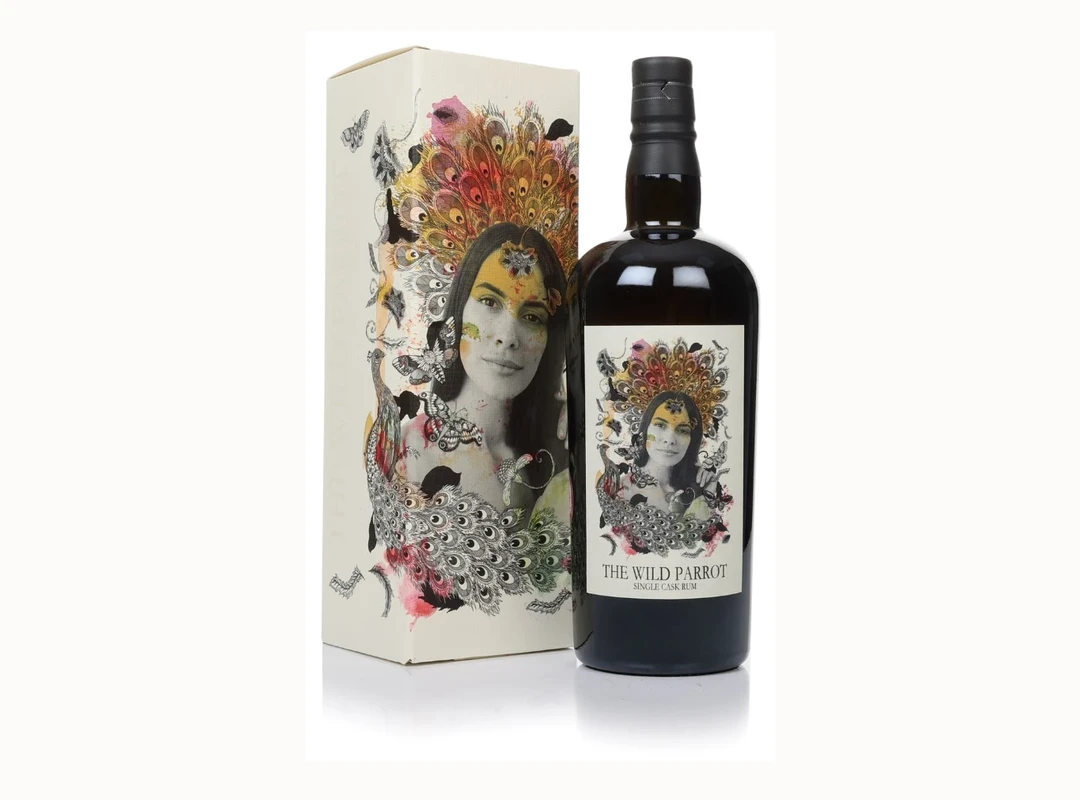 牙買加 Jamaica Rum 2001 21年 The Wild Parrot 酒瓶與外盒