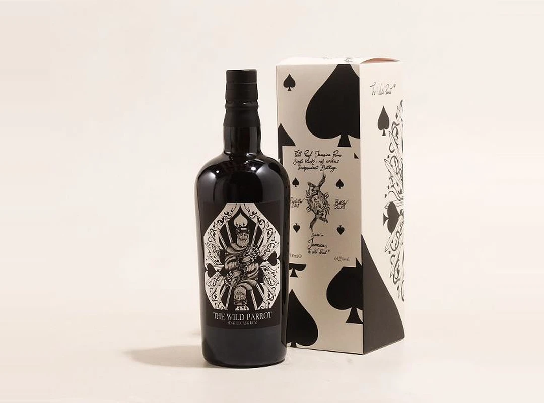 牙買加 Long Pond 2005 18年 The Wild Parrot Blackjack 酒瓶與外盒