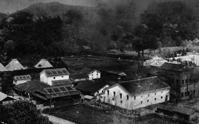 1921 年本坊酒造津貫工場歷史照片